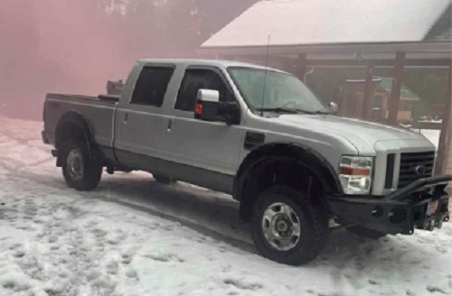 Side view of grey 2008 Ford F350