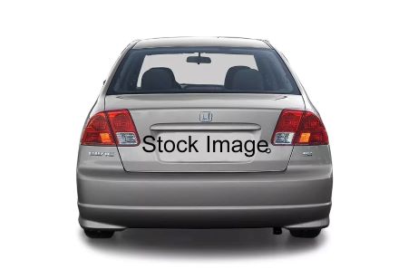 L’arrière-plan d’une Honda Civic grise avec le texte « Stock Image » par-dessus.