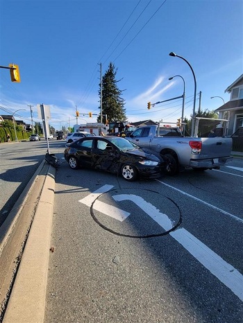 Photo of vehicles crashed on Cedar Street