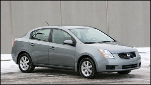 Image d’une Nissan Sentra grise de 2007